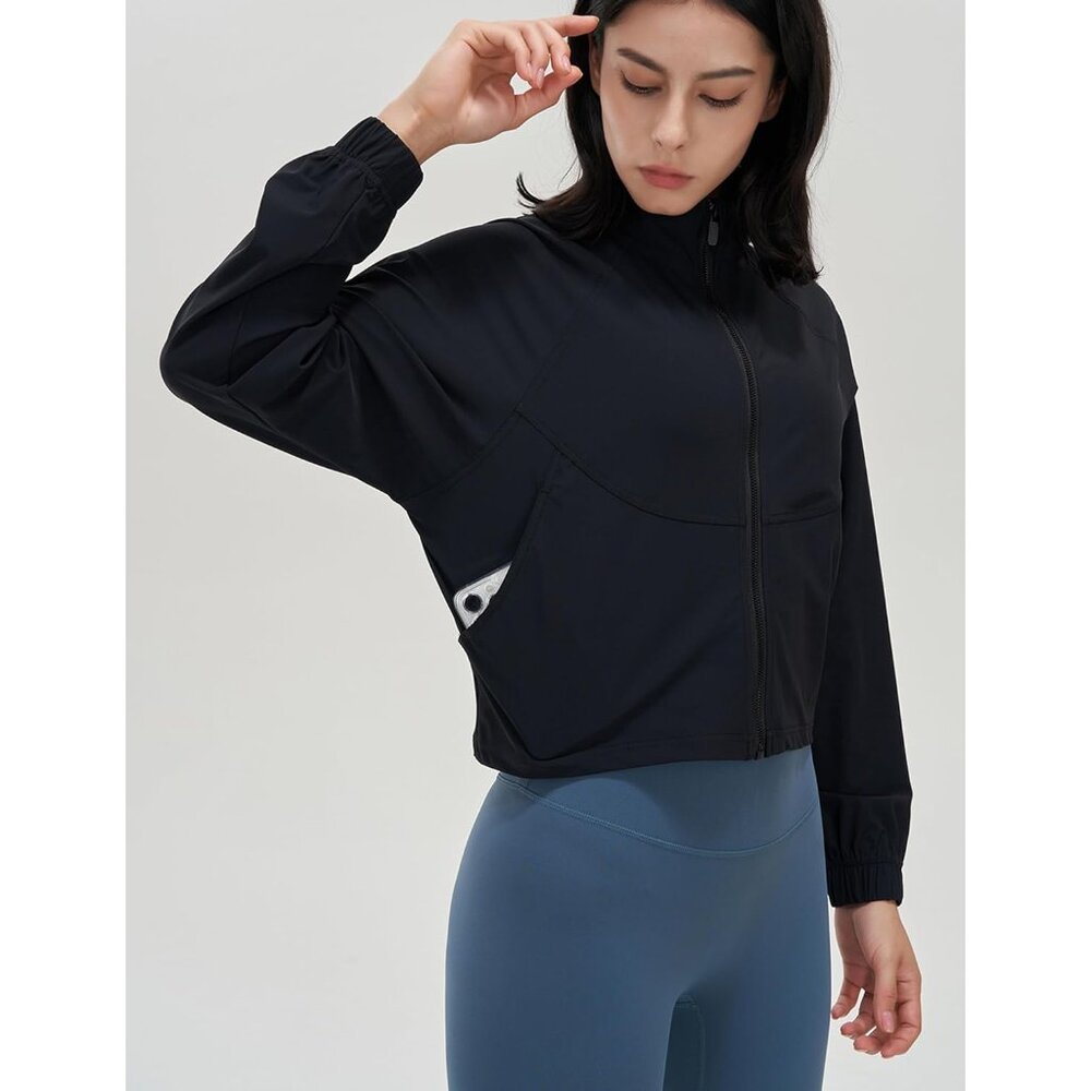 Women’s Athletic Cropped Jacket Polyester Spandex… - image 4